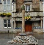 (Market Cross)